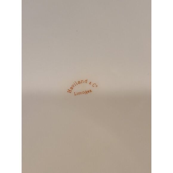 Haviland Round Covered Vegetable - Red Berries/Green Gold Scrolls Schleiger 290 - Picture 7 of 14